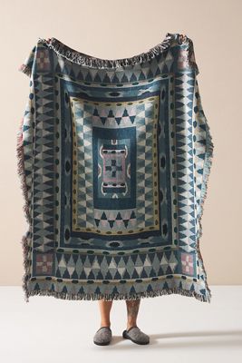 Jacquard-Woven Cierra Throw Blanket
