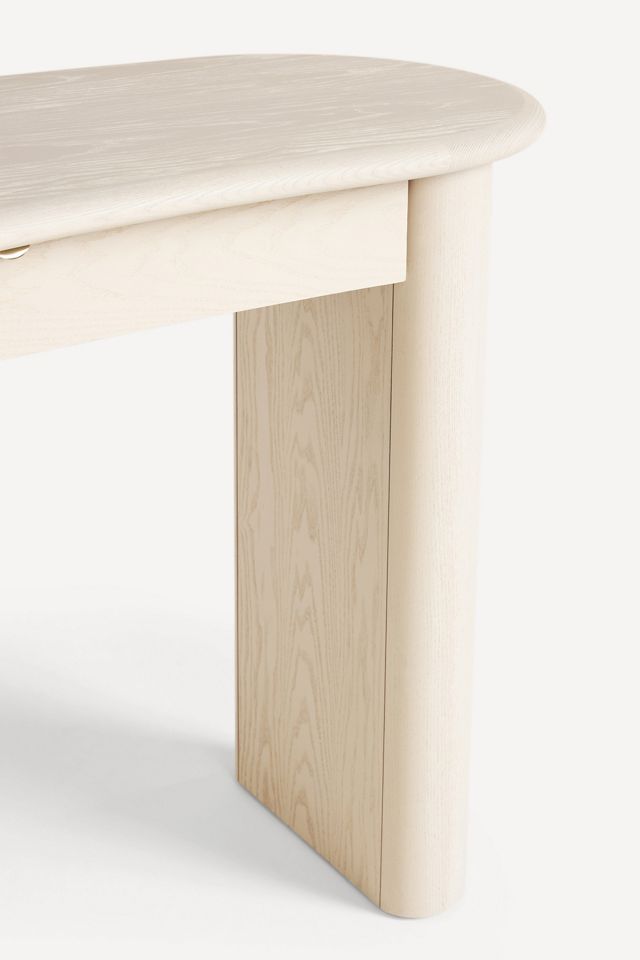 Evelyn Desk #5