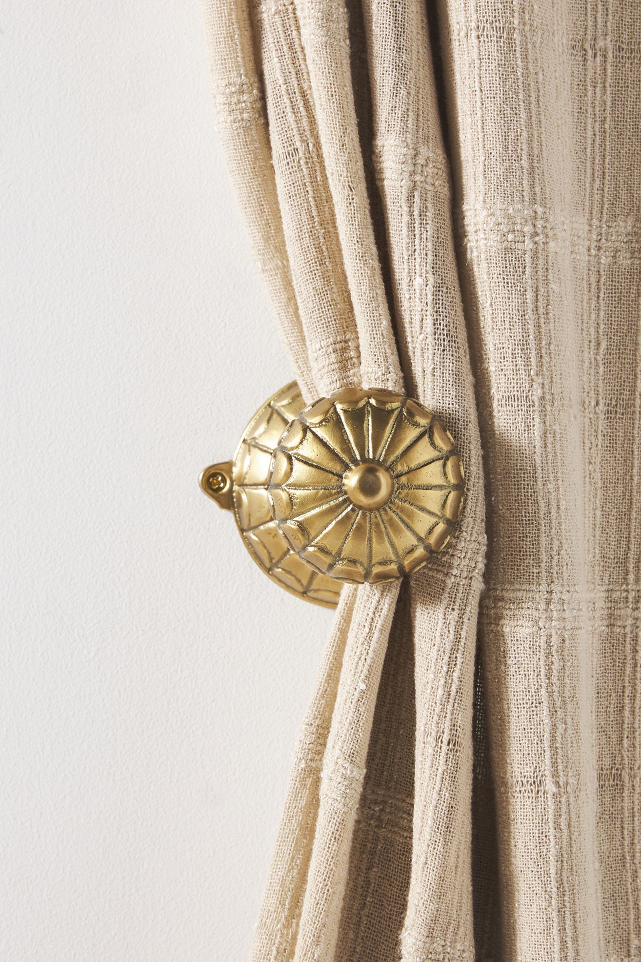 Johanna Tieback - Brushed Brass, Standard, One Size