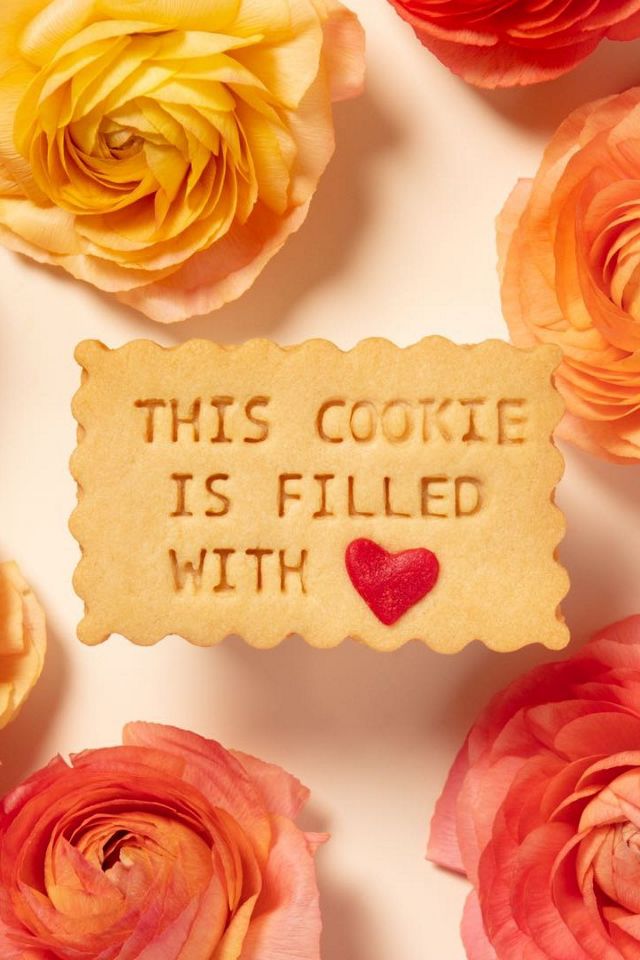 Delight Patisserie Filled With Love Shortbread Cookies #1