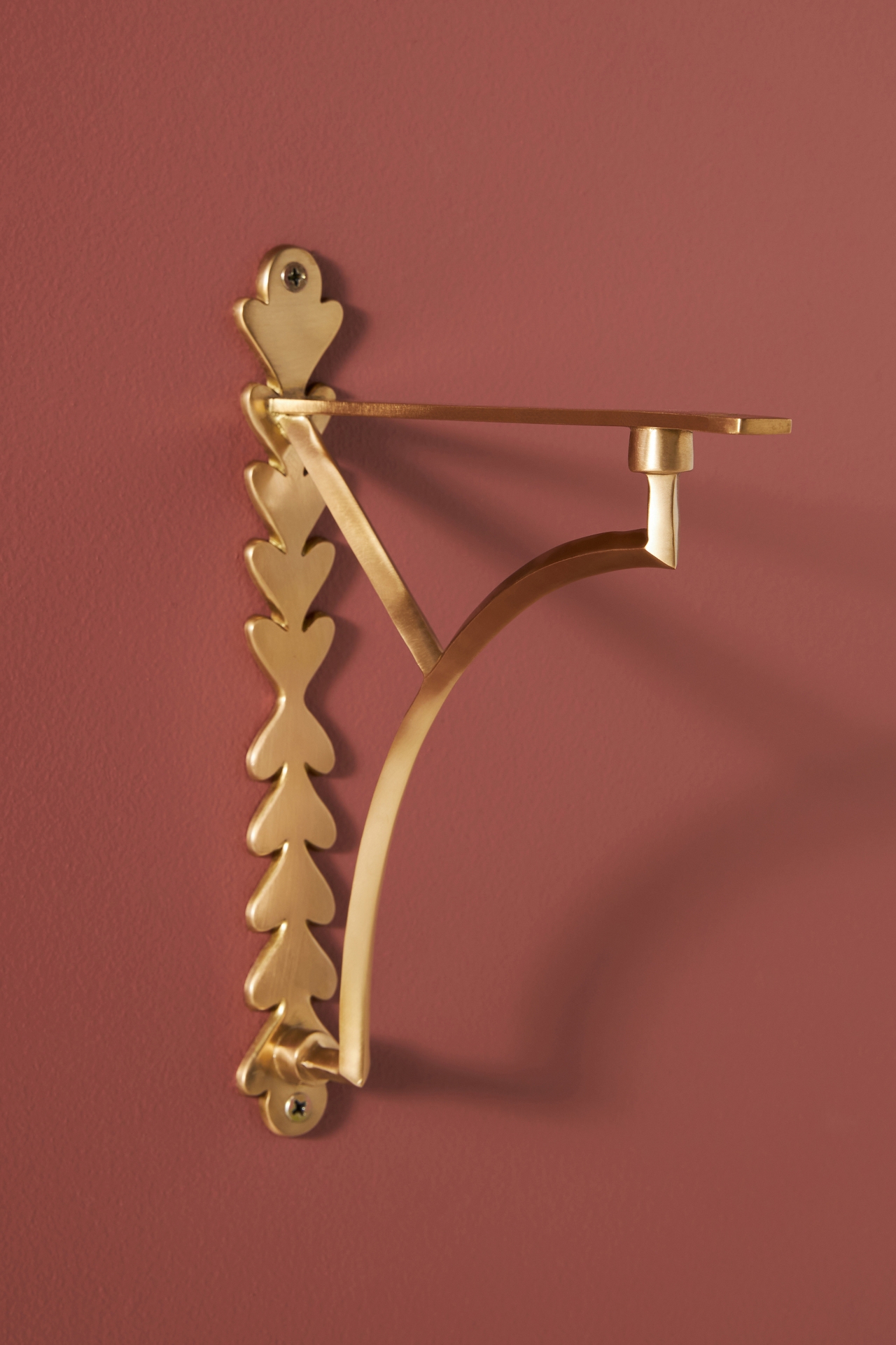 Nina Flourish Shelf Bracket