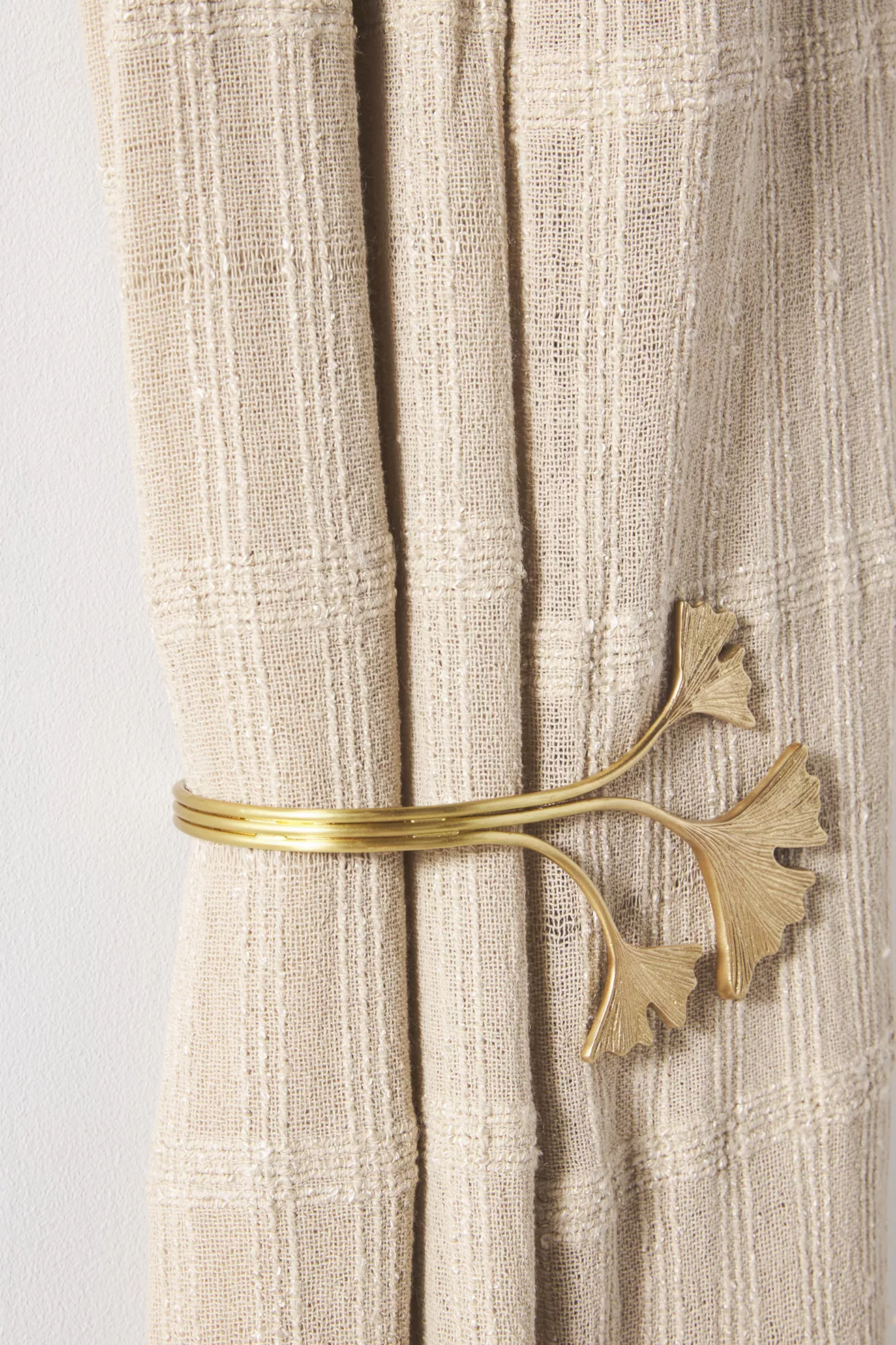 Ginkgo Leaf Tieback - thumbnail 2