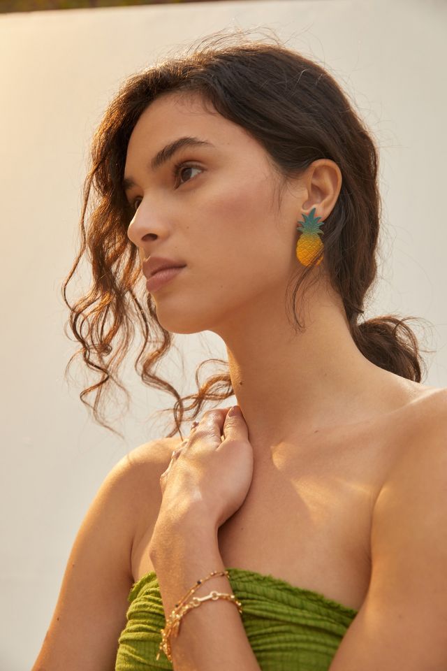 We dream in deals colour earrings