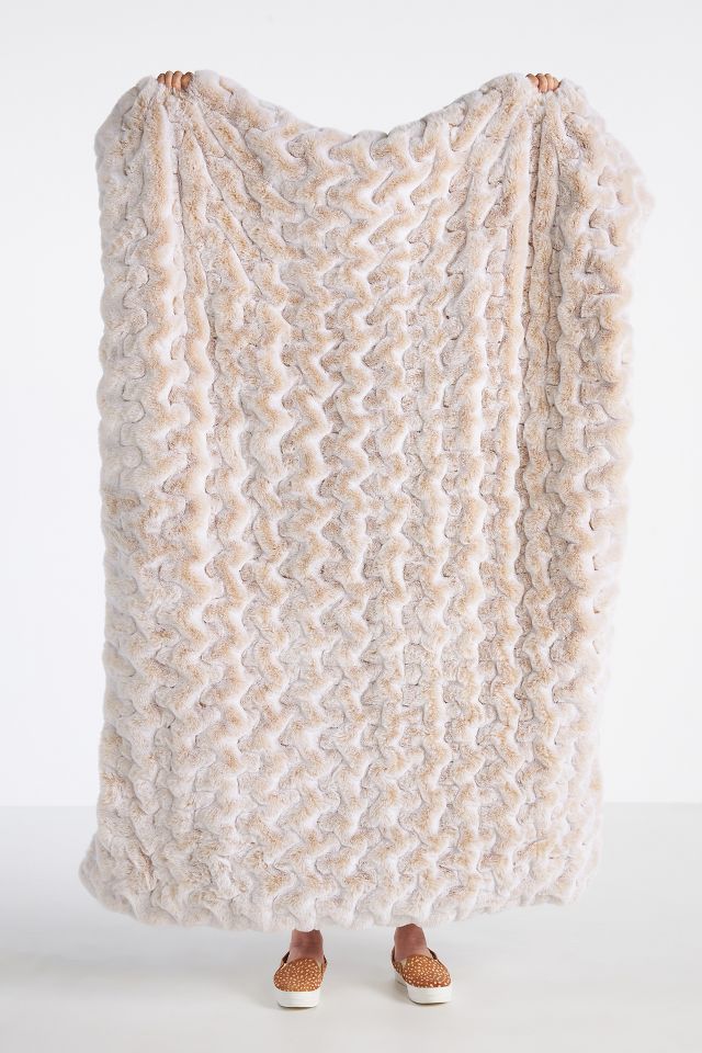 Luxe Faux Fur Throw Blanket | Anthropologie