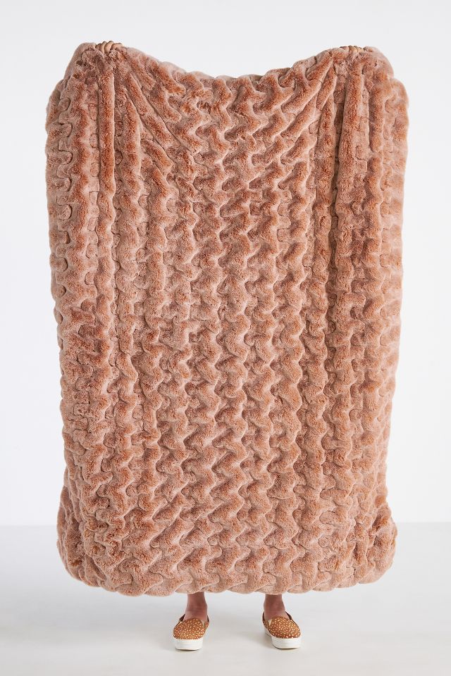 Anthropologie blanket best sale faux fur