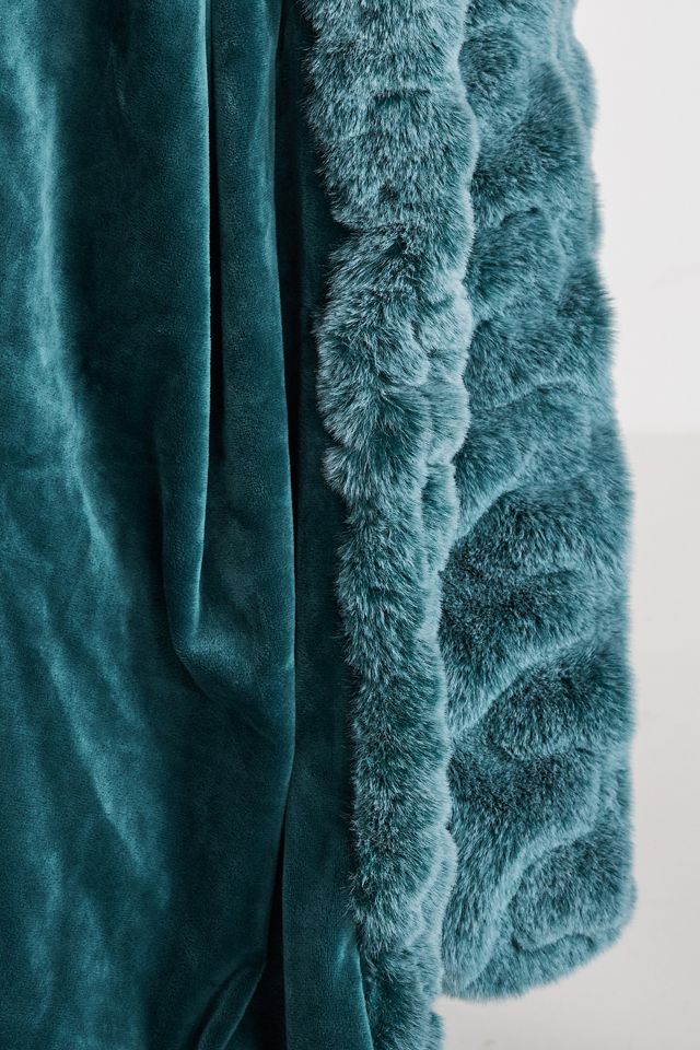 Luxe Faux Fur Throw Blanket #1