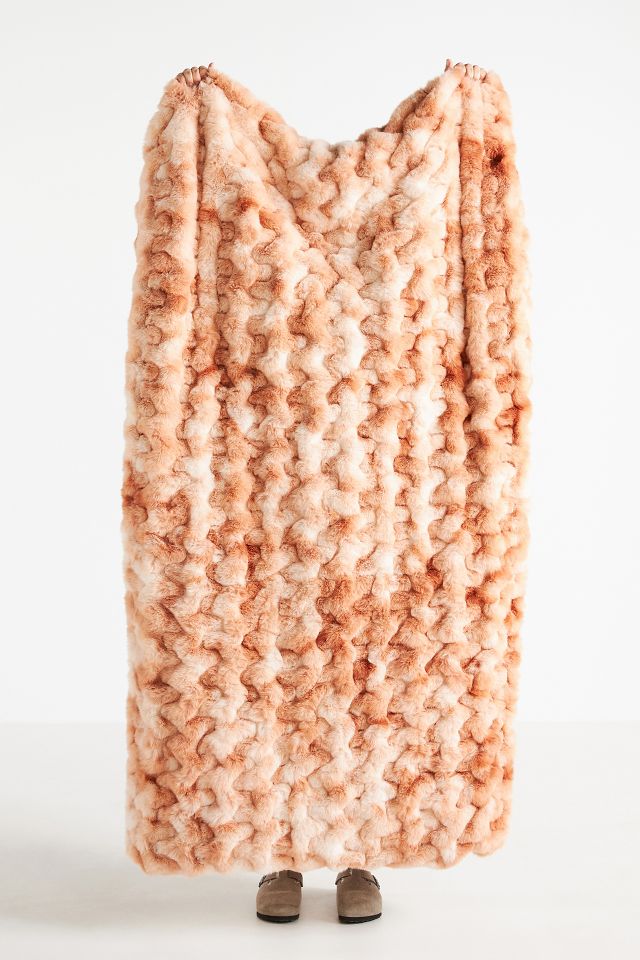 Luxe Faux Fur Throw Blanket