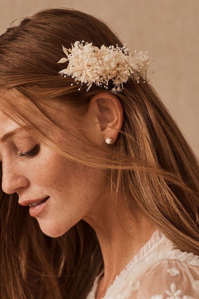 Delphine Preserved Flower Hair Comb | Anthropologie display picture 2
