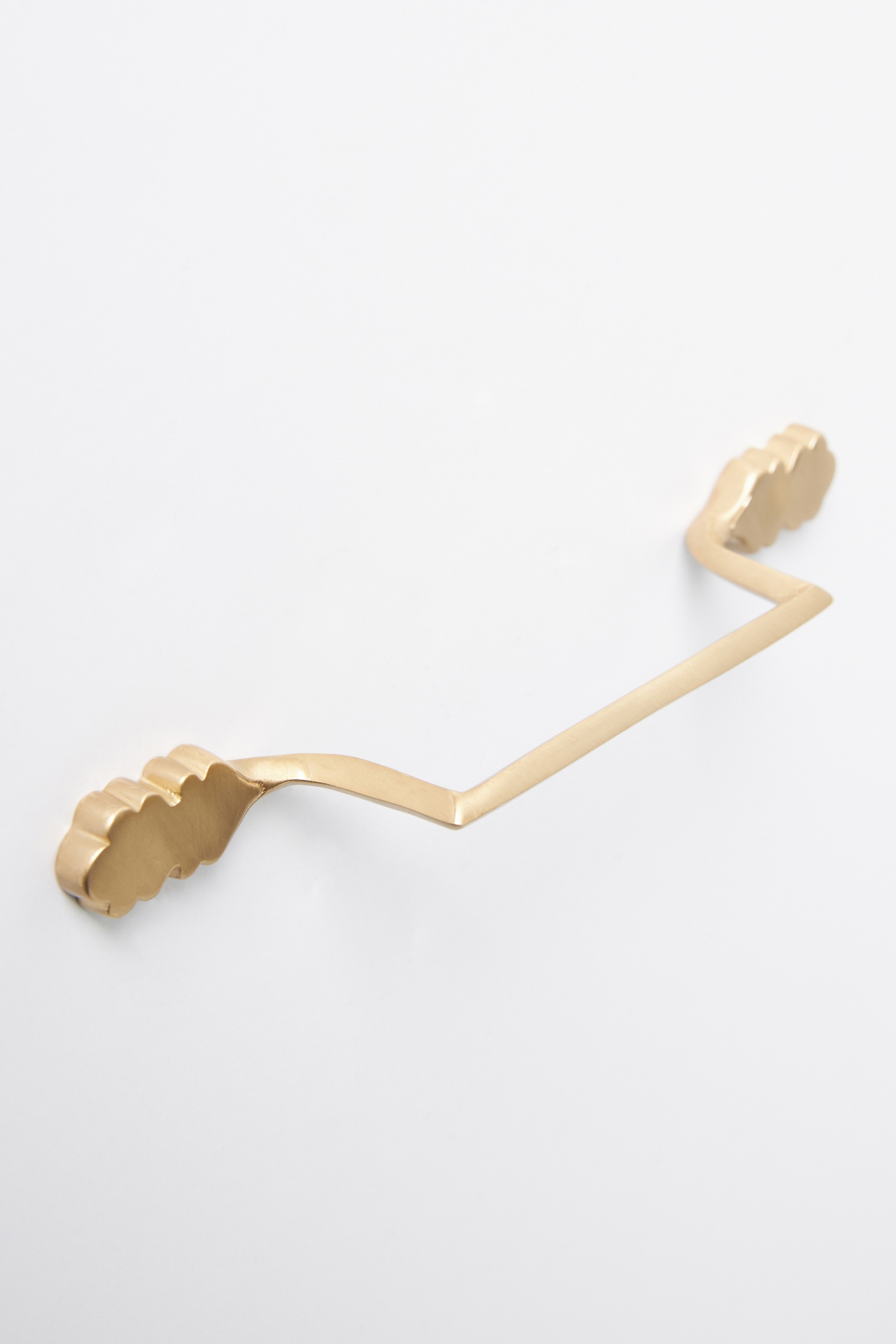 Kiera Leaf Kitchen Handle