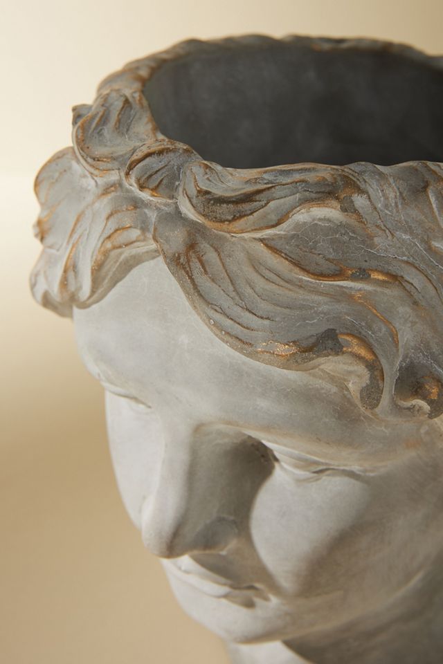 Gabriella Pot #2