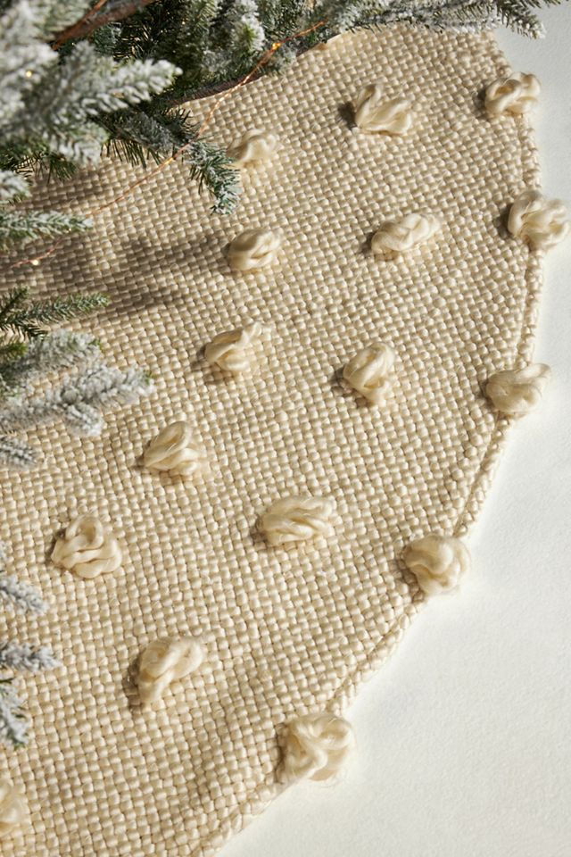 Cozy Bobble Tree Skirt #1