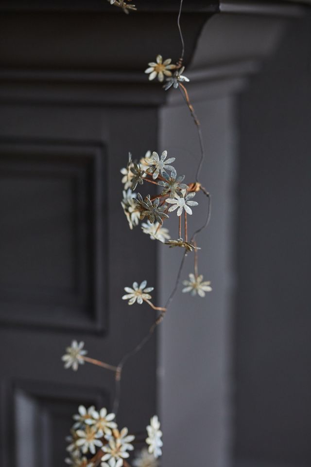 Petite Flower Iron Garland #1
