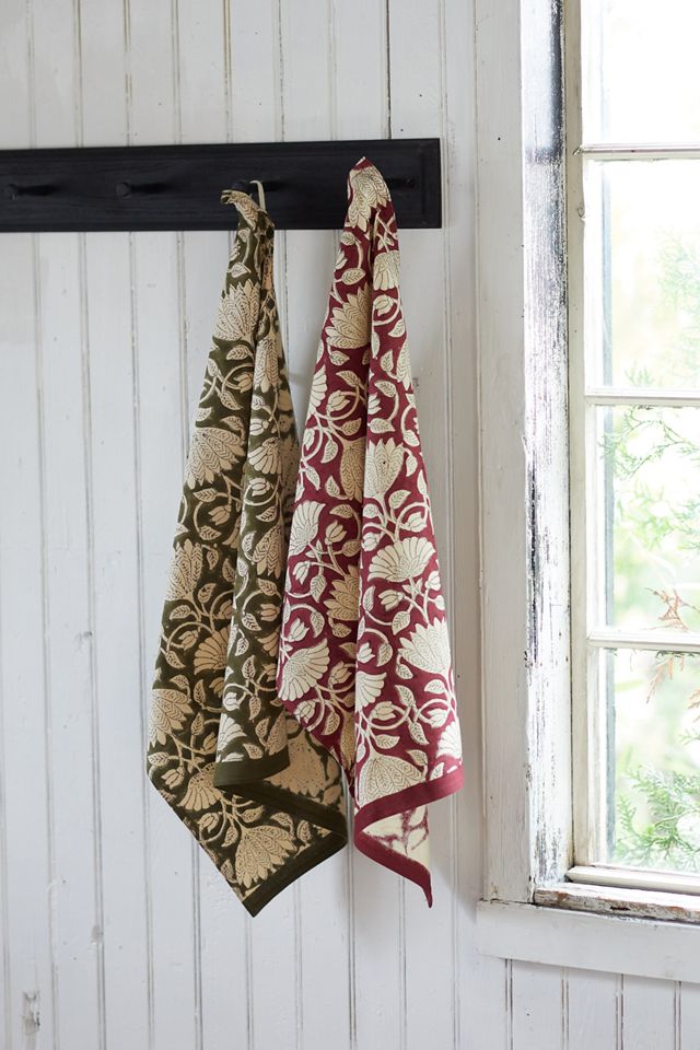 Savannah Floral Dish Towel #1
