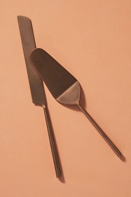 Streamlined Cake Serving Set