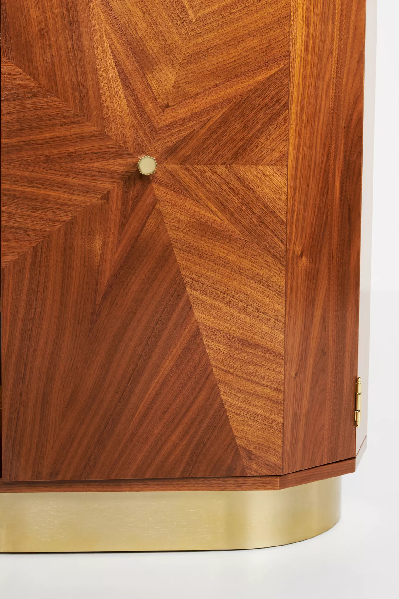 Quillen Marquetry Bar Cabinet - thumbnail 6