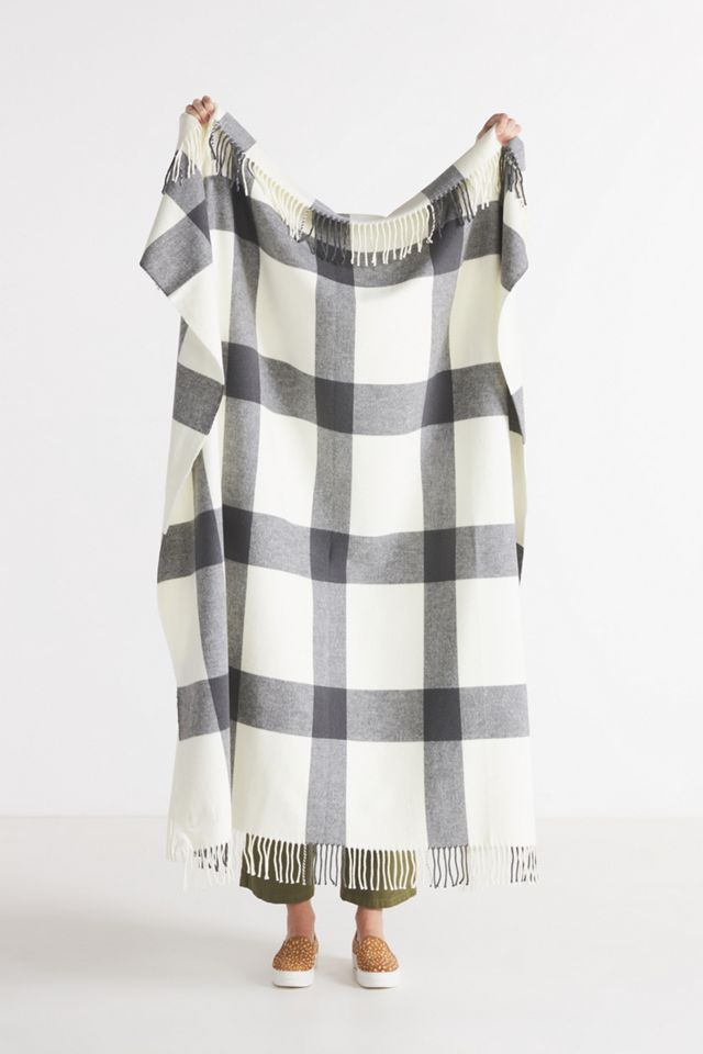 Wellington Plaid Throw Blanket #1
