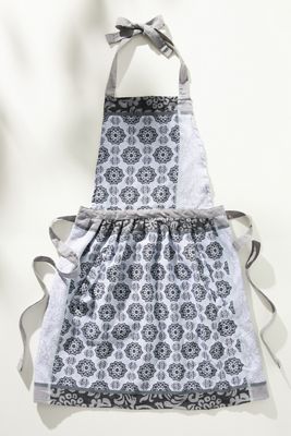 Nifty Jacquard Apron