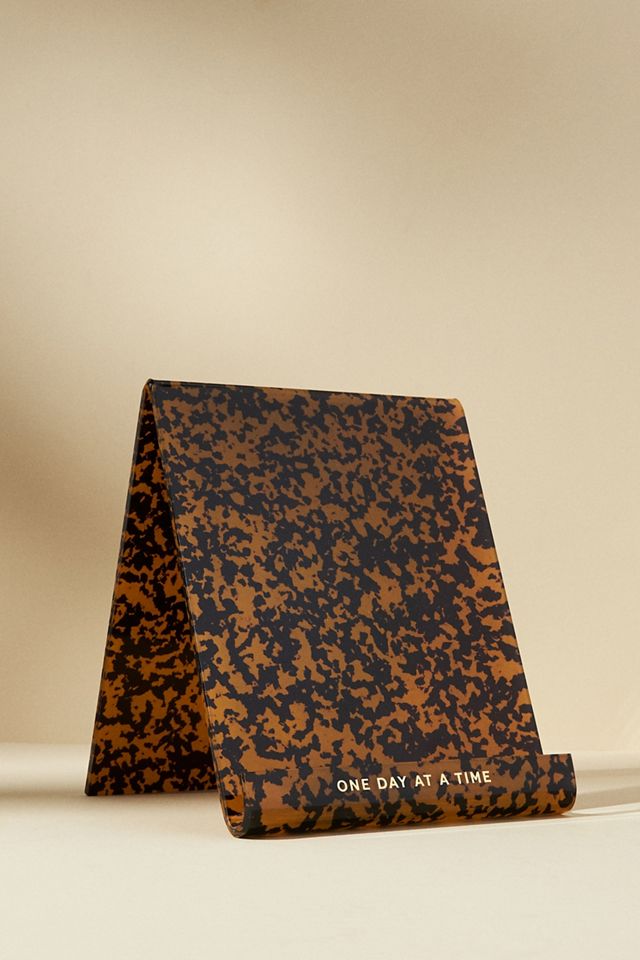 Joella iPad Stand #1