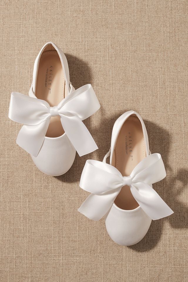 White flower girl store sandals