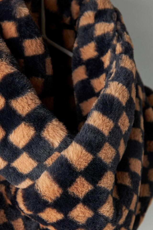 Checkerboard Faux Fur Cowl Scarf #2