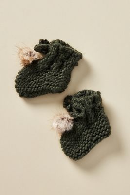 Pommed Newborn Booties