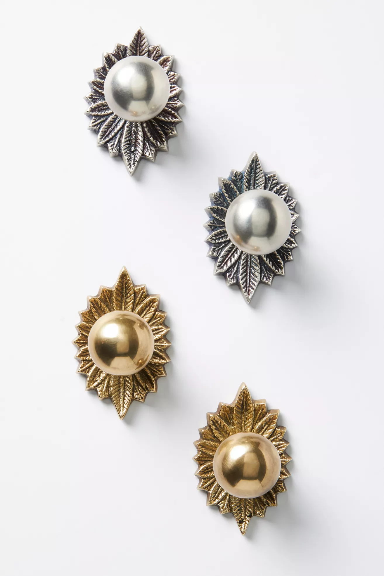 Demeter Feather Knobs, Set of 2