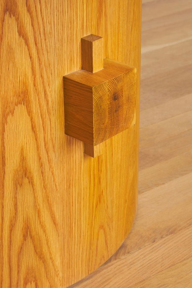 Amber Lewis for Anthropologie Pedestal Dining Table #4