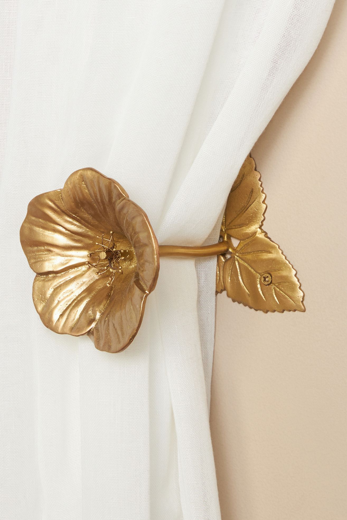 Hibiscus Tieback - Brass, One Size