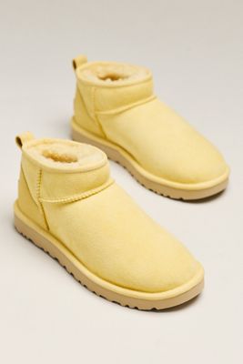 UGG® Classic Ultra Mini Boots
