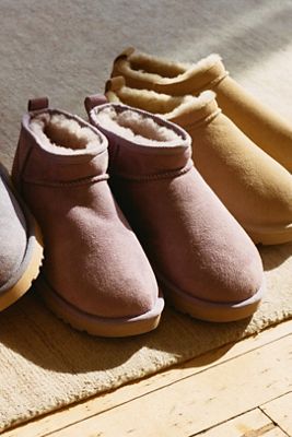 UGG® Classic Ultra Mini Boots