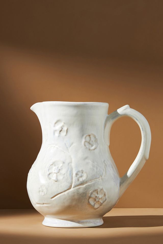 Vivi Pitcher