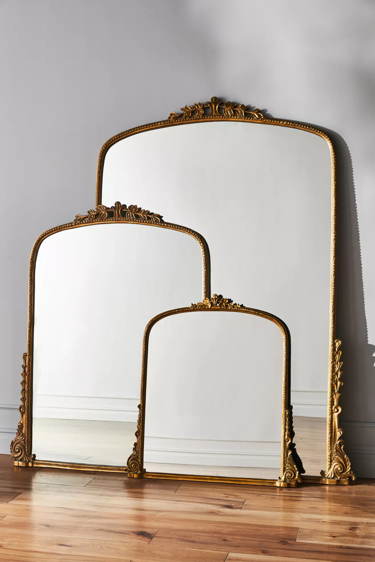 The Gleaming Primrose 3' Wall Mirror - thumbnail 4