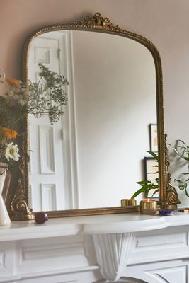 The Gleaming Primrose 3' Wall Mirror