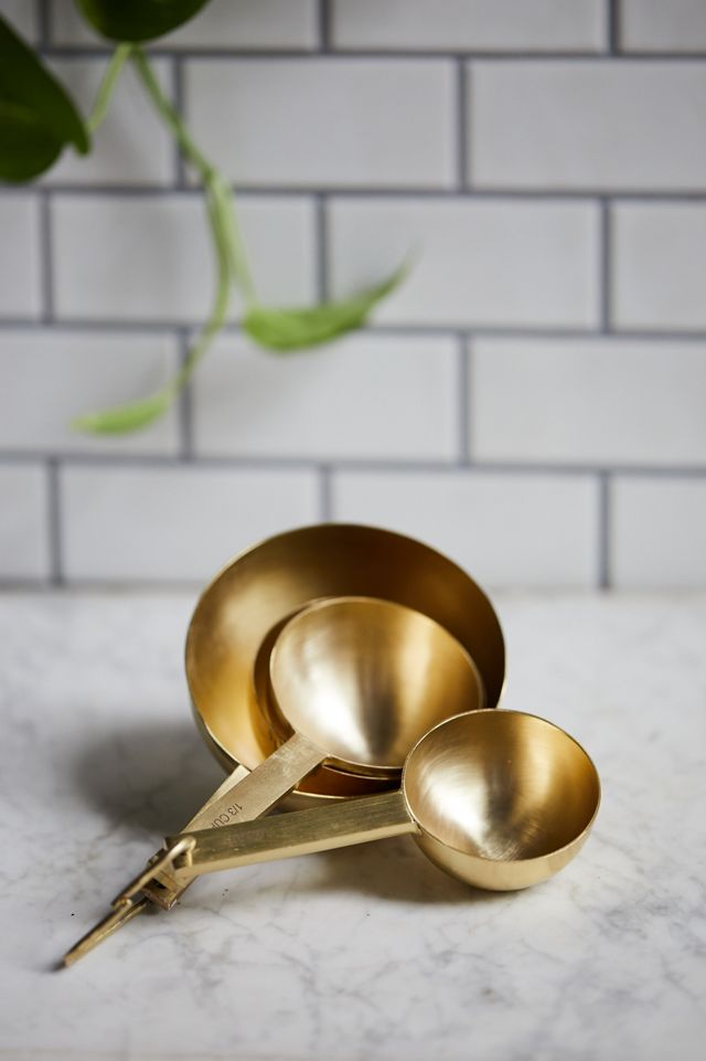 Gold Measuring Cups + Reviews