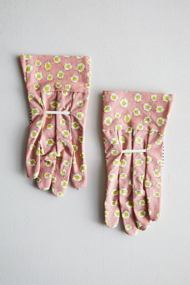 Daisy Garden Gloves #1