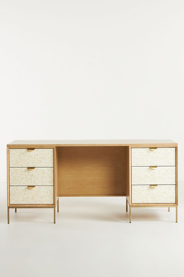 Pisces Desk #1