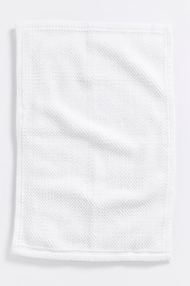 Alpine White Organic Cotton Pebbled Bath Rug 24'' x 36''