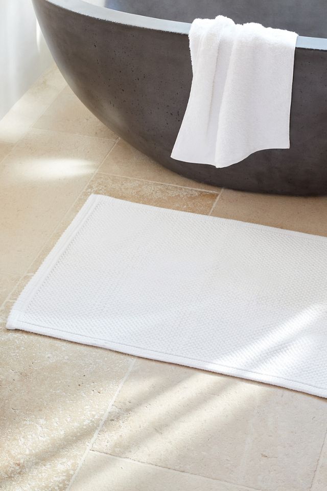 Alpine White Organic Cotton Pebbled Bath Rug 24'' x 36''