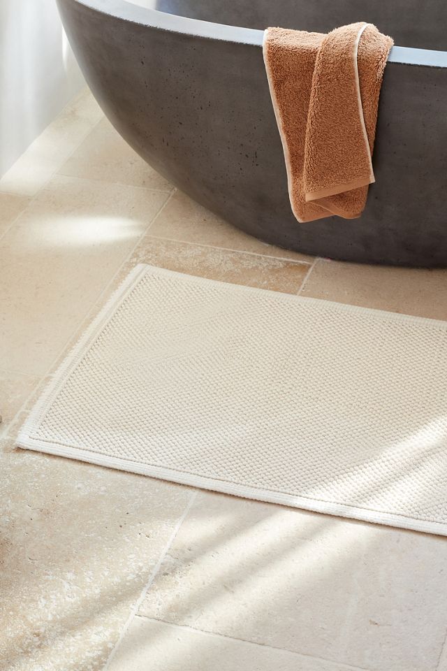 Alpine White Organic Cotton Pebbled Bath Rug 24'' x 36''