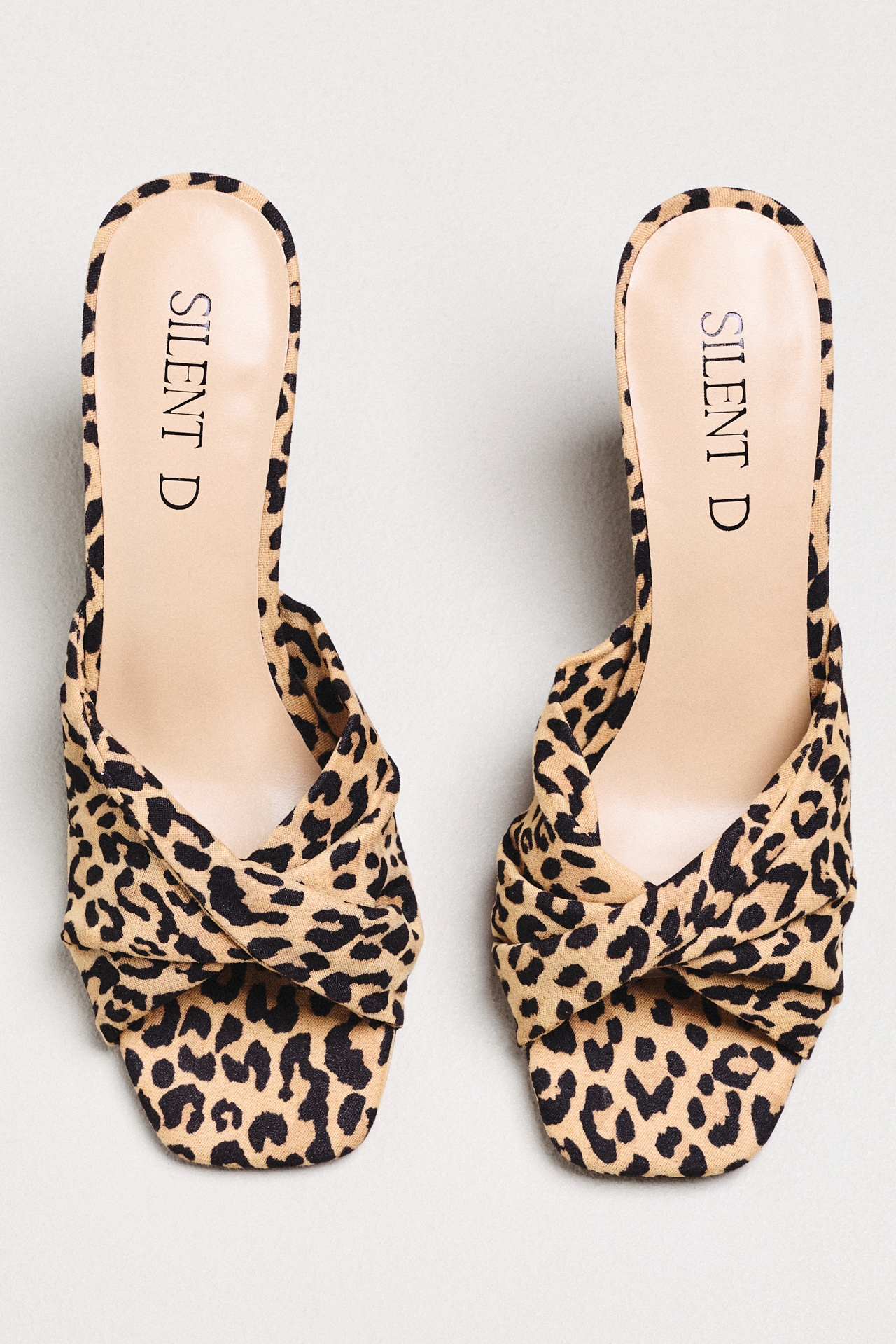 Silent D Katia Wedges