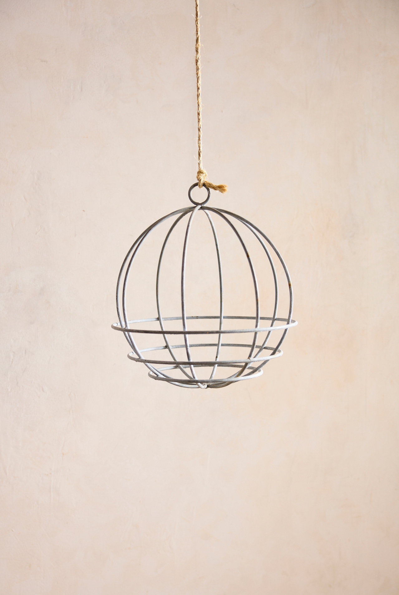 Zinc Sphere Hanging Basket