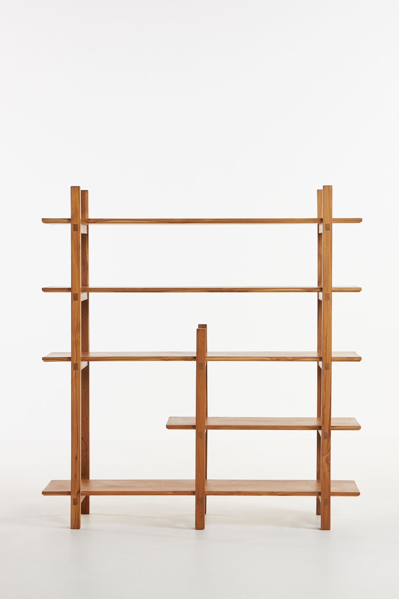 MasayaCo Teak Maderas Bookshelf