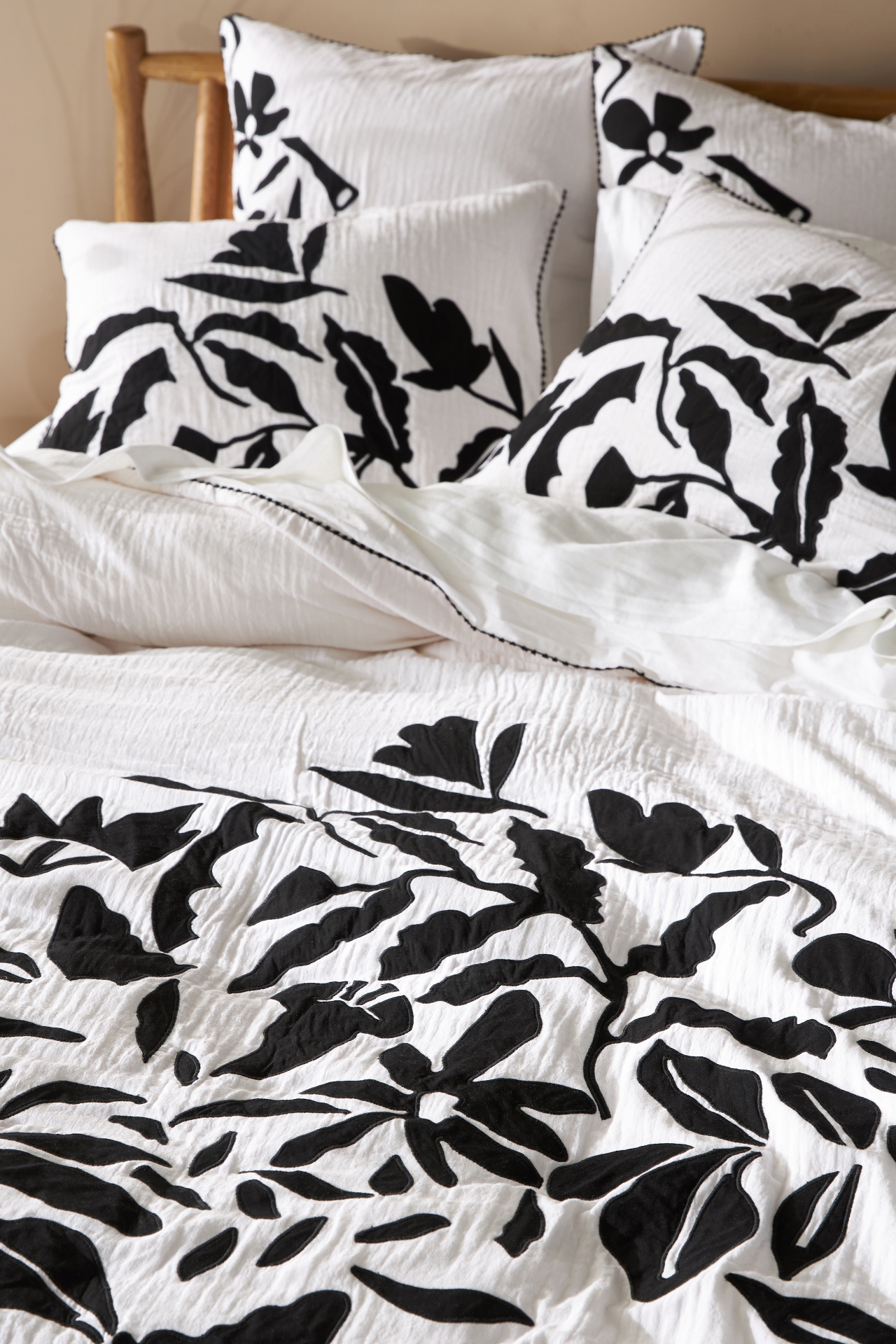 Desdemona Applique Duvet Cover