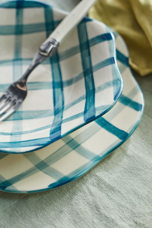 Gingham Dinner Plate, Scalloped #2