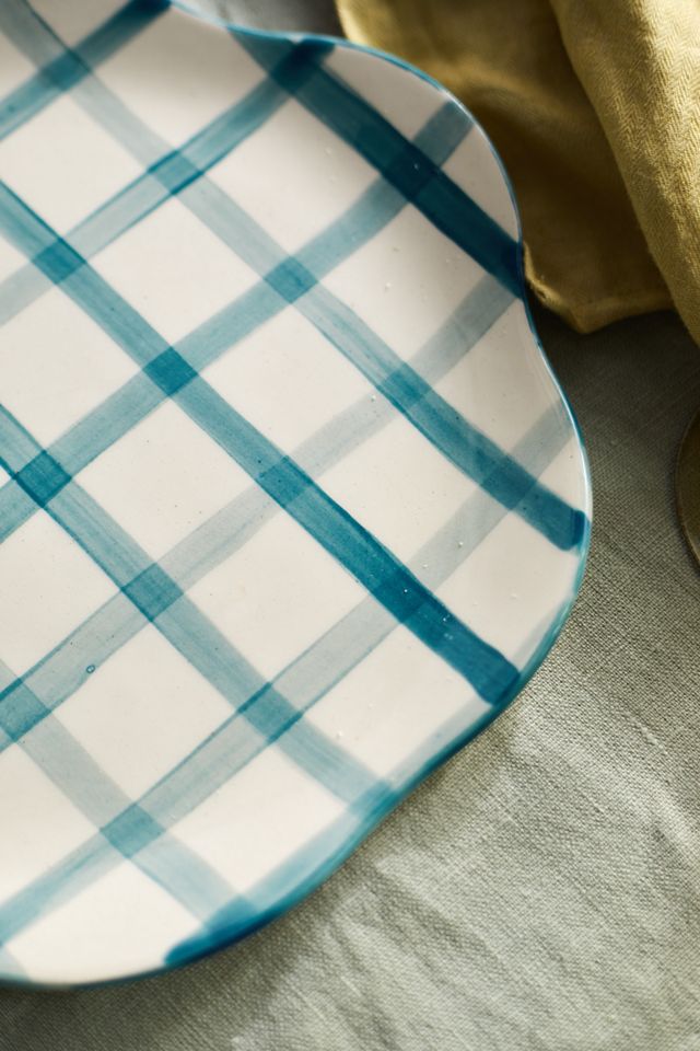 Gingham Dinner Plate, Scalloped #3