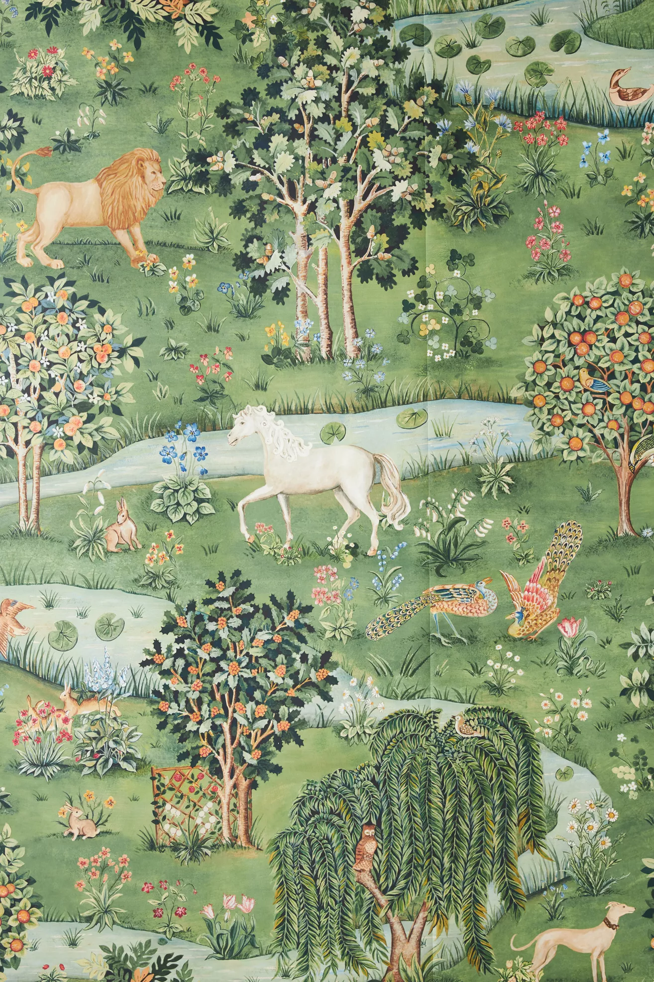 Morris & Co Owl & Willow Animals Bayleaf Orange Wallpaper