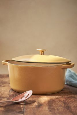 Cast Iron Dutch Oven