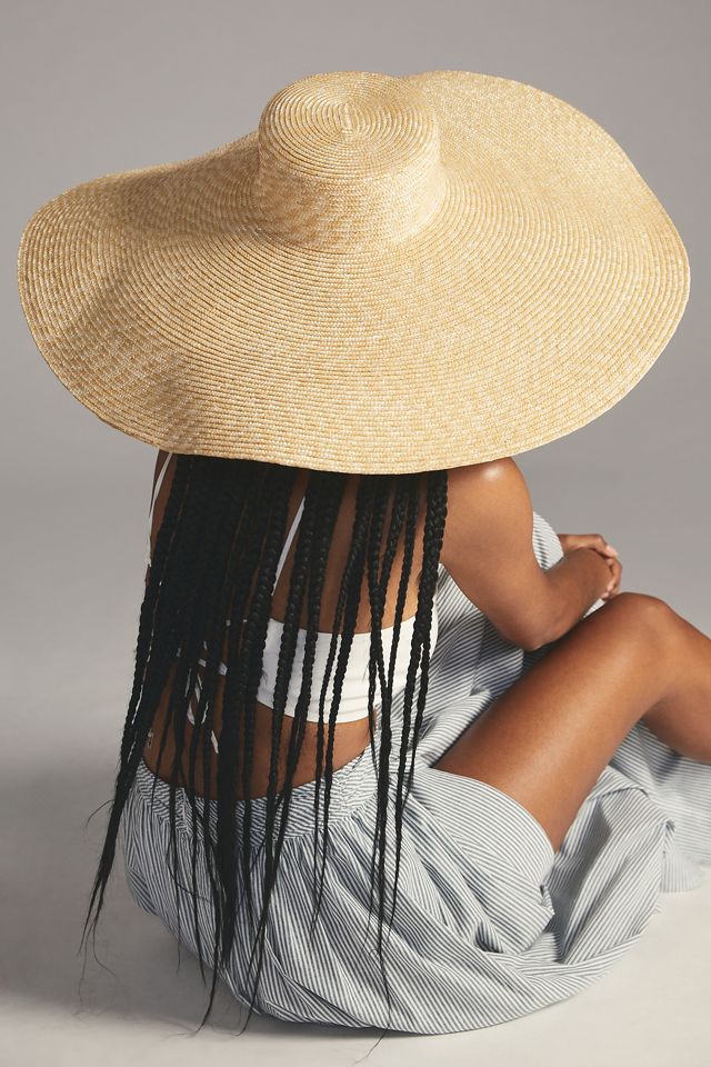 Oversized Floppy Straw Hat | Anthropologie display picture 3