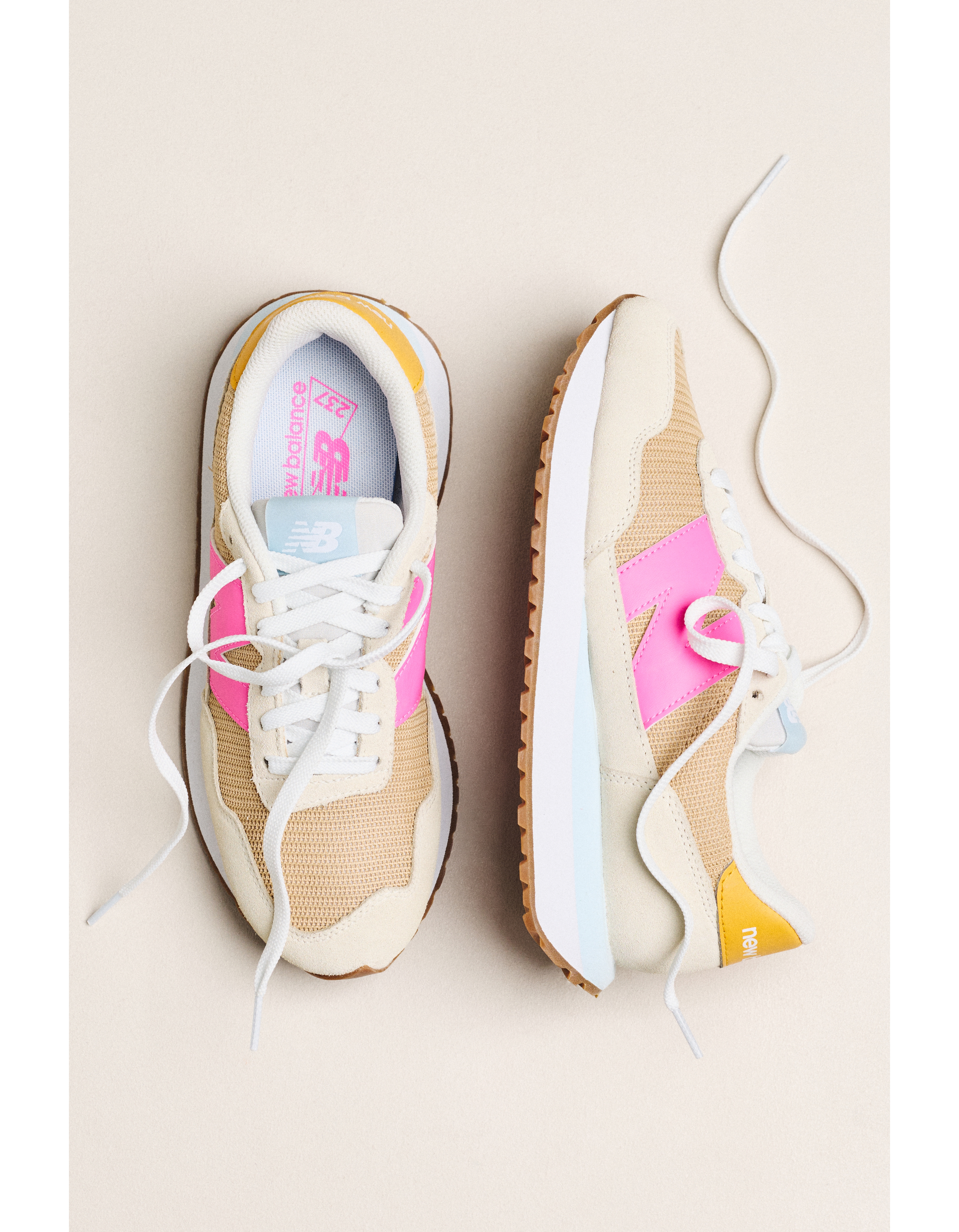 New Balance 237 Sneakers