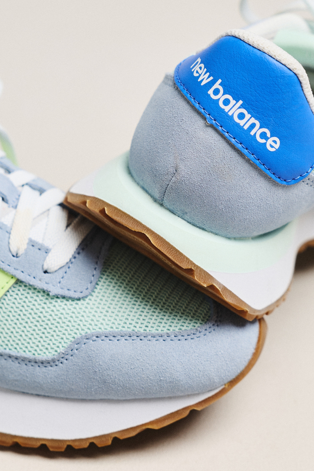 New Balance 237 Sneakers